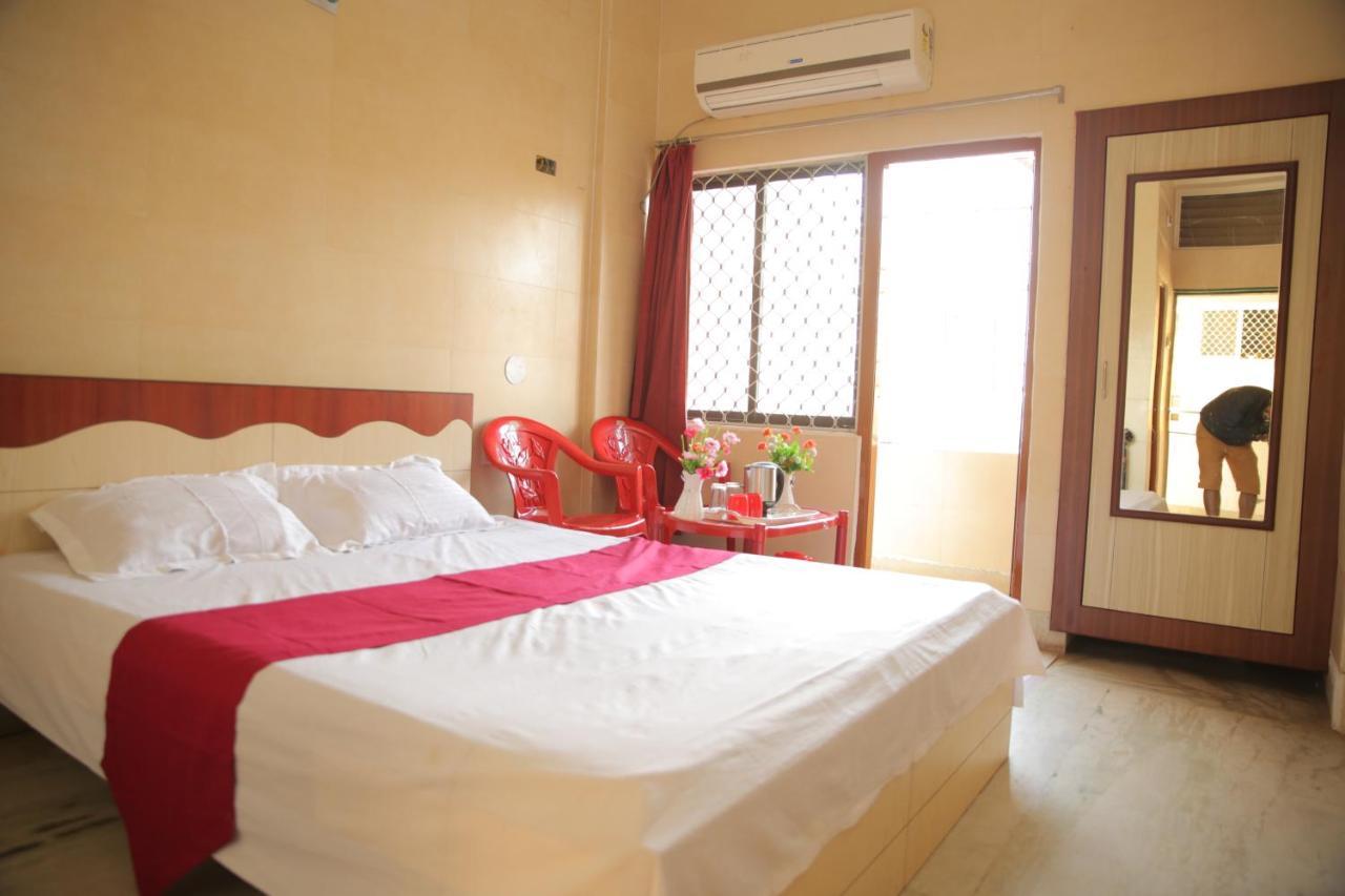 Provanil Guest House Purî Extérieur photo